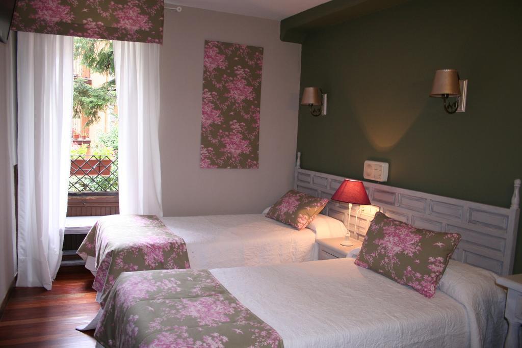 Hotel Boutique Balaitus Sallent de Gállego Buitenkant foto