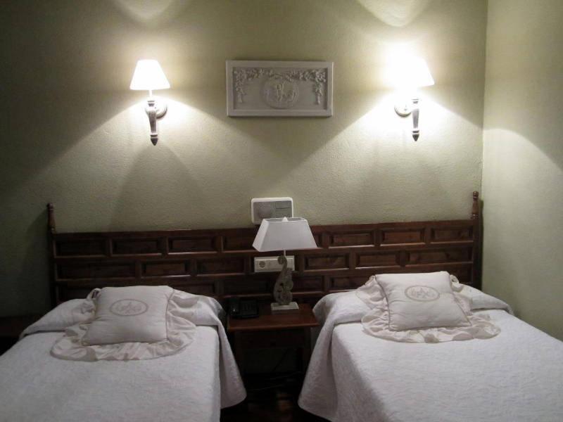 Hotel Boutique Balaitus Sallent de Gállego Kamer foto