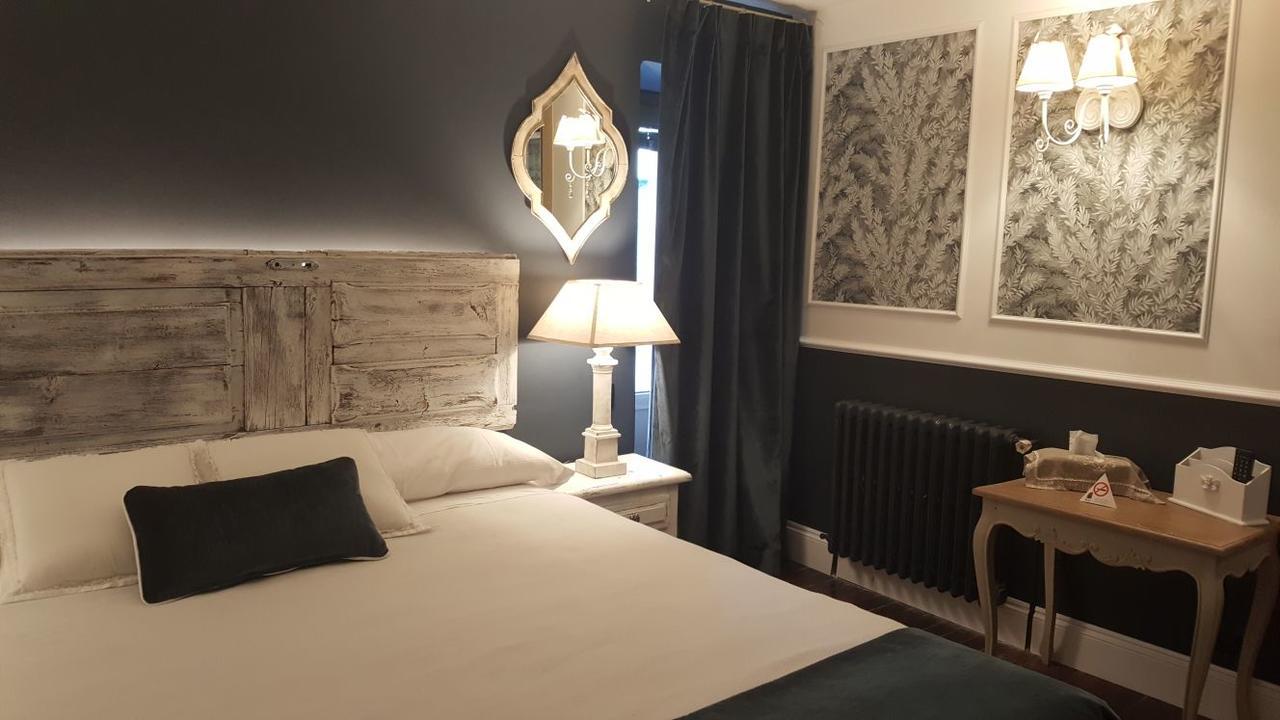 Hotel Boutique Balaitus Sallent de Gállego Buitenkant foto
